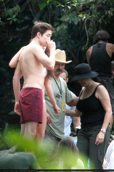 Alacakaranlık Efsanesi: Şafak Vakti Bölüm 1 Fotoğrafı