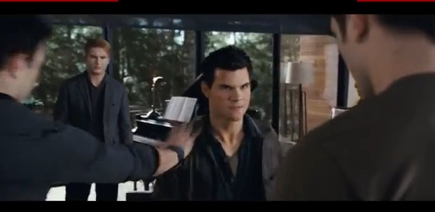 Alacakaranlık Efsanesi: Şafak Vakti Bölüm 1 Fotoğrafı