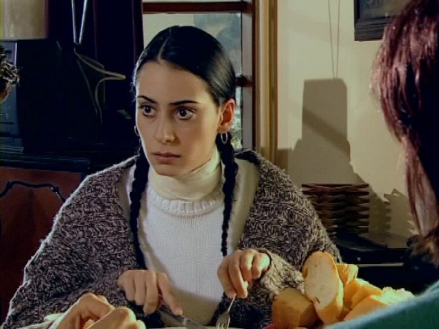 Çemberimde Gül Oya Fotoğrafı