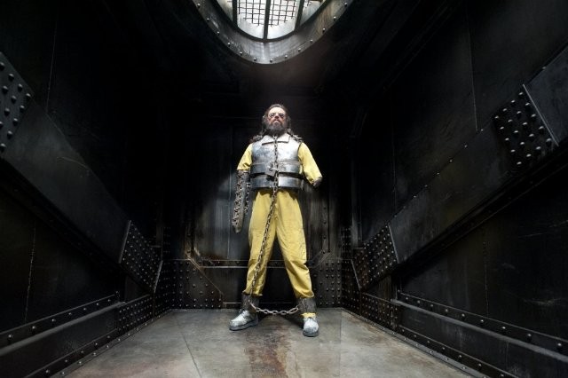 Siyah Giyen Adamlar 3 Fotoğrafı