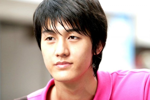 Shim's Family / Skeletons in The Closet fotoğrafı