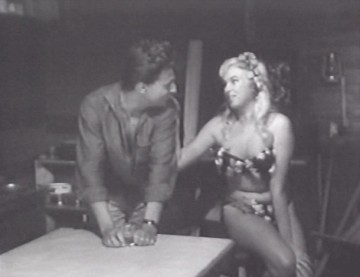 Örümcek Adasının Dehşeti Fotoğrafı