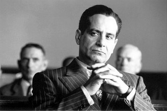 Orada Olmayan Adam Fotoğrafı