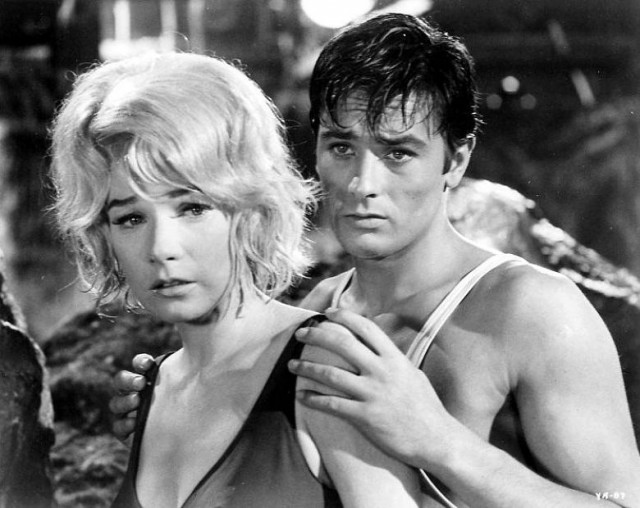 Sarı Otomobil fotoğrafı