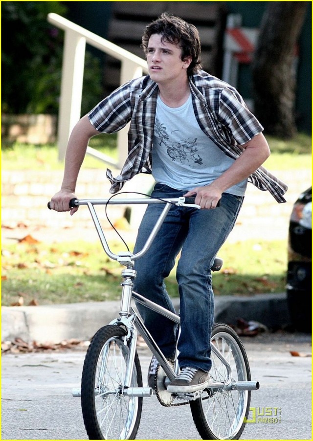 İki Kadın, Bir Erkek fotoğrafı