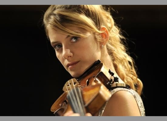 Paris'te Son Konser Fotoğrafı