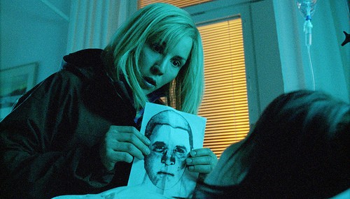 Ateşle Oynayan Kız Fotoğrafı