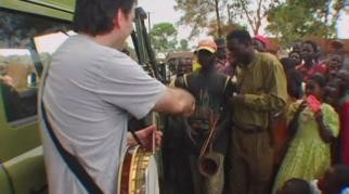 Throw Down Your Heart fotoğrafı