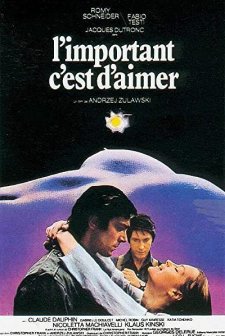 Önemli Olan Sevmek (1975) afişi