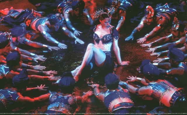 Kırmızı Değirmen Fotoğrafı