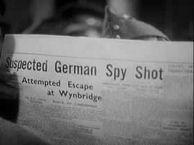 I See A Dark Stranger Fotoğrafı