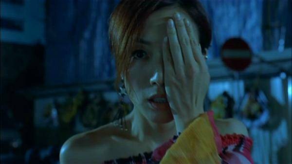 My Left Eye Sees Ghosts fotoğrafı