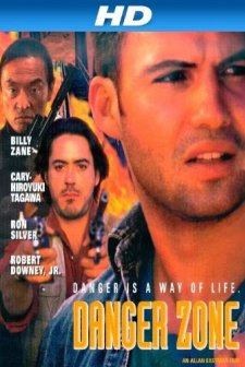 Tehlikeli Bölge (1996) afişi