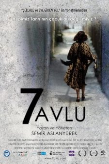 7 Avlu (2009) afişi