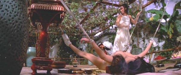 The Golden Lotus fotoğrafı