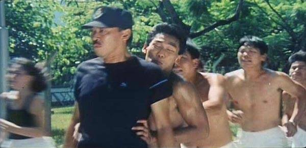 The ınspector Wears Skirts 2 Fotoğrafı