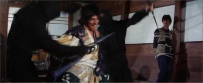 Ejderha İnindeki Ninja fotoğrafı