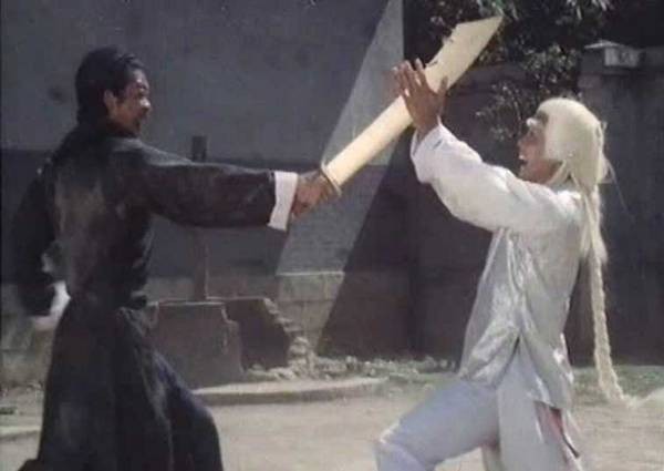 Born Invincible Fotoğrafı