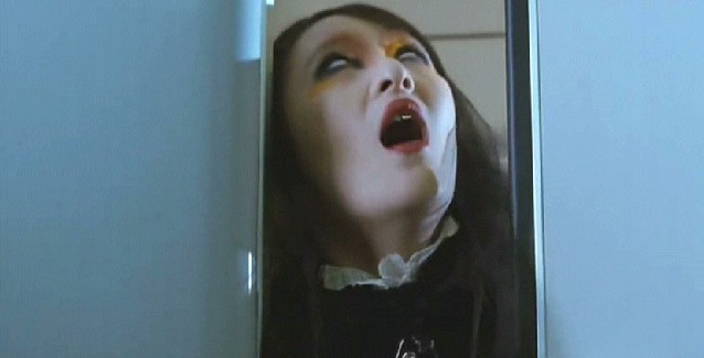 Üçüncü Anne Fotoğrafı