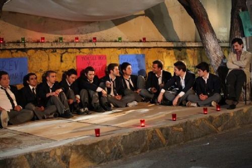 Elde Var Hayat Fotoğrafı