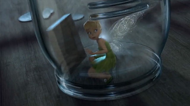 Tinker Bell ve Peri Kurtaran Fotoğrafı