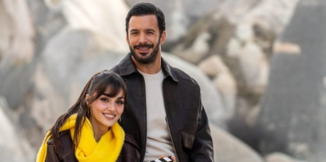 Hande Erçel ve Barış Arduç "Queen Of Tears" Dizisiyle Yeniden Bir Arada!