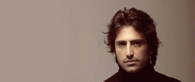 Mahsun Kırmızıgül 300 salon kapattı