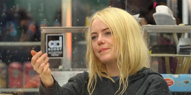 Emma Stone'un Yeni Netflix Dizisi 'Maniac'ın İlk Altyazılı Fragmanı Çıktı