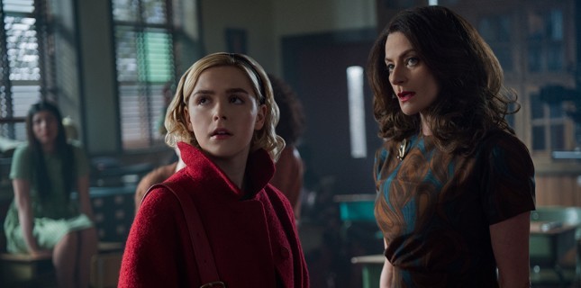 ‘Chilling Adventures of Sabrina’ İkinci Sezon Onayını Aldı