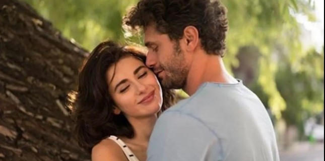 Ünlülerin Akın Ettiği Aşk Tesadüfleri Sever 2'nin Galasında Gözyaşları Sel Oldu!