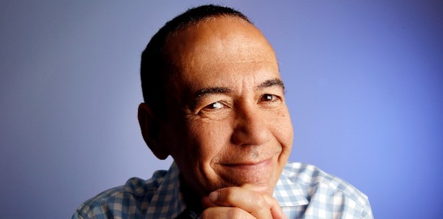 “Aladdin” Filminin İkonik Seslerinden, Komedyen Gilbert Gottfried Hayatını Kaybetti