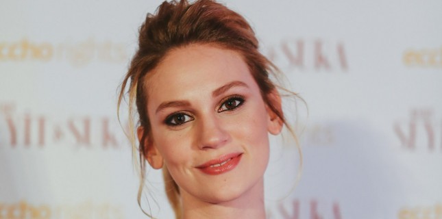 Farah Zeynep Abdullah’lı “Aşk-ı Memnu” Filmi Geliyor!