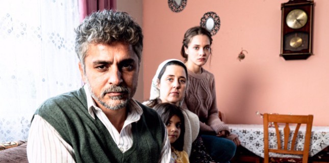 Zeki Demirkubuz'un "Hayat" Filminden İlk Kareler!