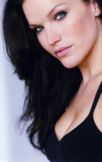 Karen Cliche Fotoğrafı