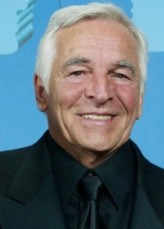 Donnelly Rhodes fotoğrafı