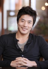 Kwon Sang-woo fotoğrafı