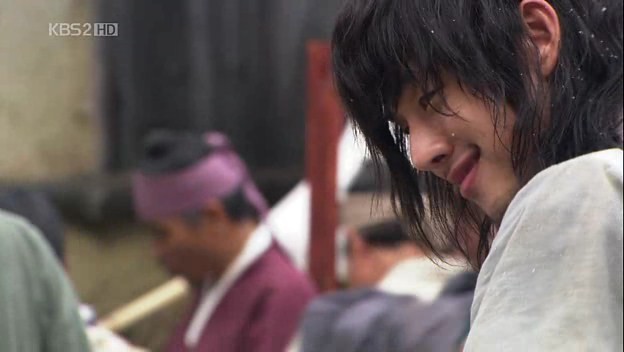 Yu Ah-in Fotoğrafı