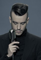 Cem Adrian fotoğrafı