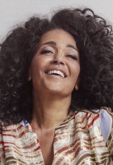 Caroline Henderson fotoğrafı