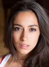 Oona Chaplin fotoğrafı