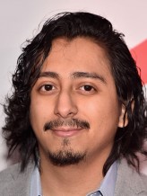 Tony Revolori fotoğrafı