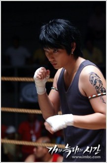 Lee Jun-ki Fotoğrafı