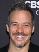 Michael Raymond-James fotoğrafı