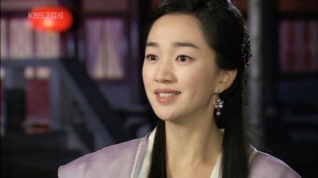 Soo Ae Fotoğrafı