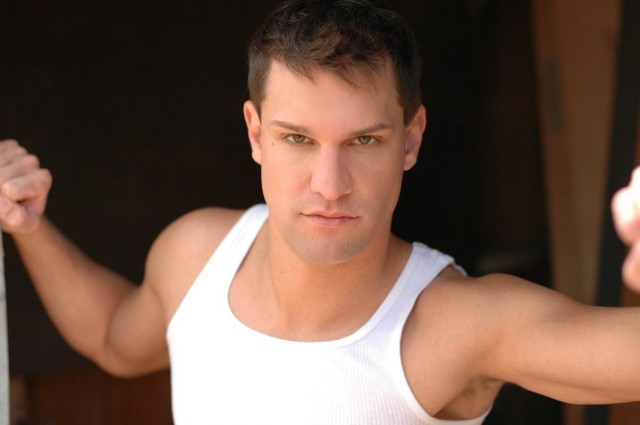 Dylan Vox fotoğrafı