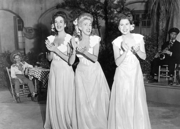 The Andrews Sisters Fotoğrafı