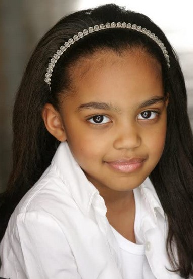 China Anne McClain Fotoğrafı