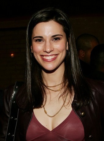 Milena Govich fotoğrafı