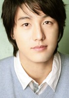 Lee Ki-woo Fotoğrafı