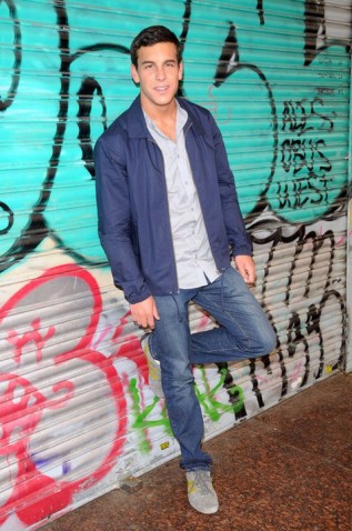 Mario Casas Fotoğrafı